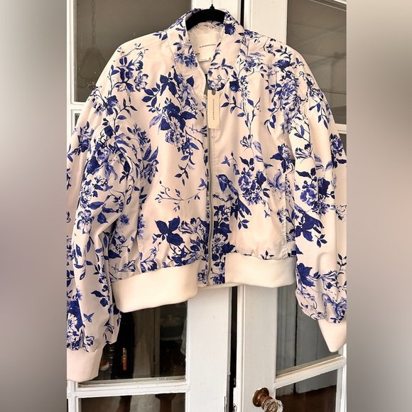 NWT Anthropologie Cropped Floral Print Bomber Jacket Color: BLUE MOTIF BLUE MOTI - Picture 10 of 10